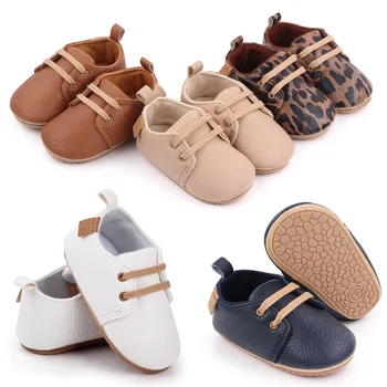 2023 Мягкая кожаная детская обувь, Мокасины Для маленьких девочек и мальчиков, уличная резиновая подошва, первые ходунки для новорожденных, противоскользящая обувь для кроватки для малышей