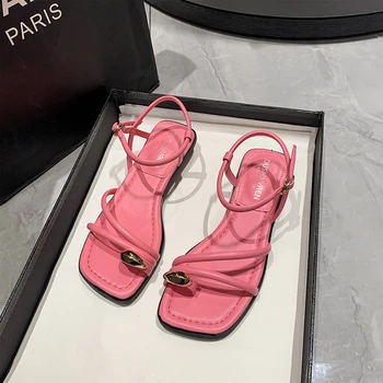 2023 Новые летние сандалии на плоской подошве, роскошные брендовые женские тапочки на плоской подошве, розовые модные женские пляжные туфли с квадратным носком на низком каблуке, женские туфли на плоской подошве