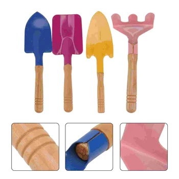 Небольшой набор из четырех удобных мини-лопаток, металлических пляжных игрушек, садового инструмента, железных совков